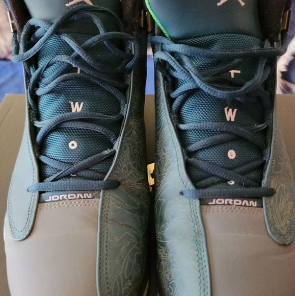 Pre-owned Jordan Dub City. Teal with box - Picture 2 of 7